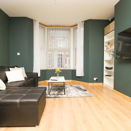 Anfield Luxe Retreat - Stylish Stay With Parking - Steps From Stadium - Short Drive To City Centre Liverpool Esterno foto