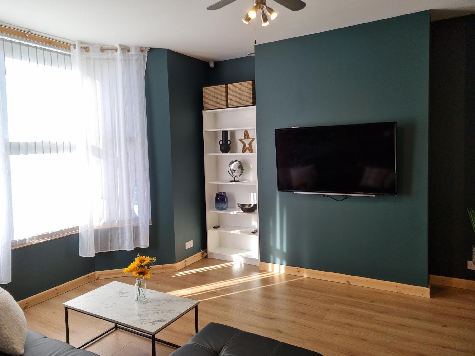 Anfield Luxe Retreat - Stylish Stay With Parking - Steps From Stadium - Short Drive To City Centre Liverpool Esterno foto
