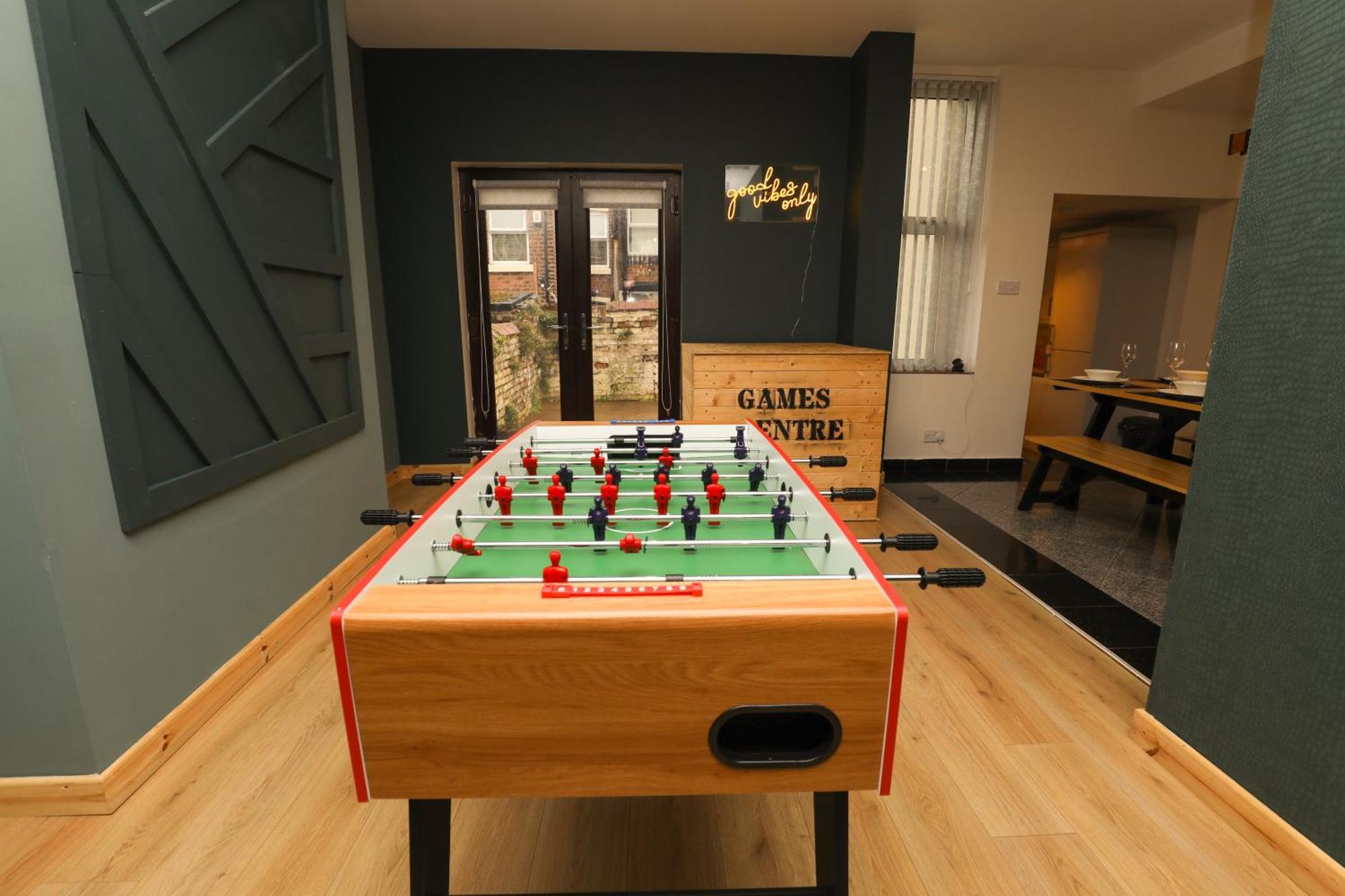 Anfield Luxe Retreat - Stylish Stay With Parking - Steps From Stadium - Short Drive To City Centre Liverpool Esterno foto